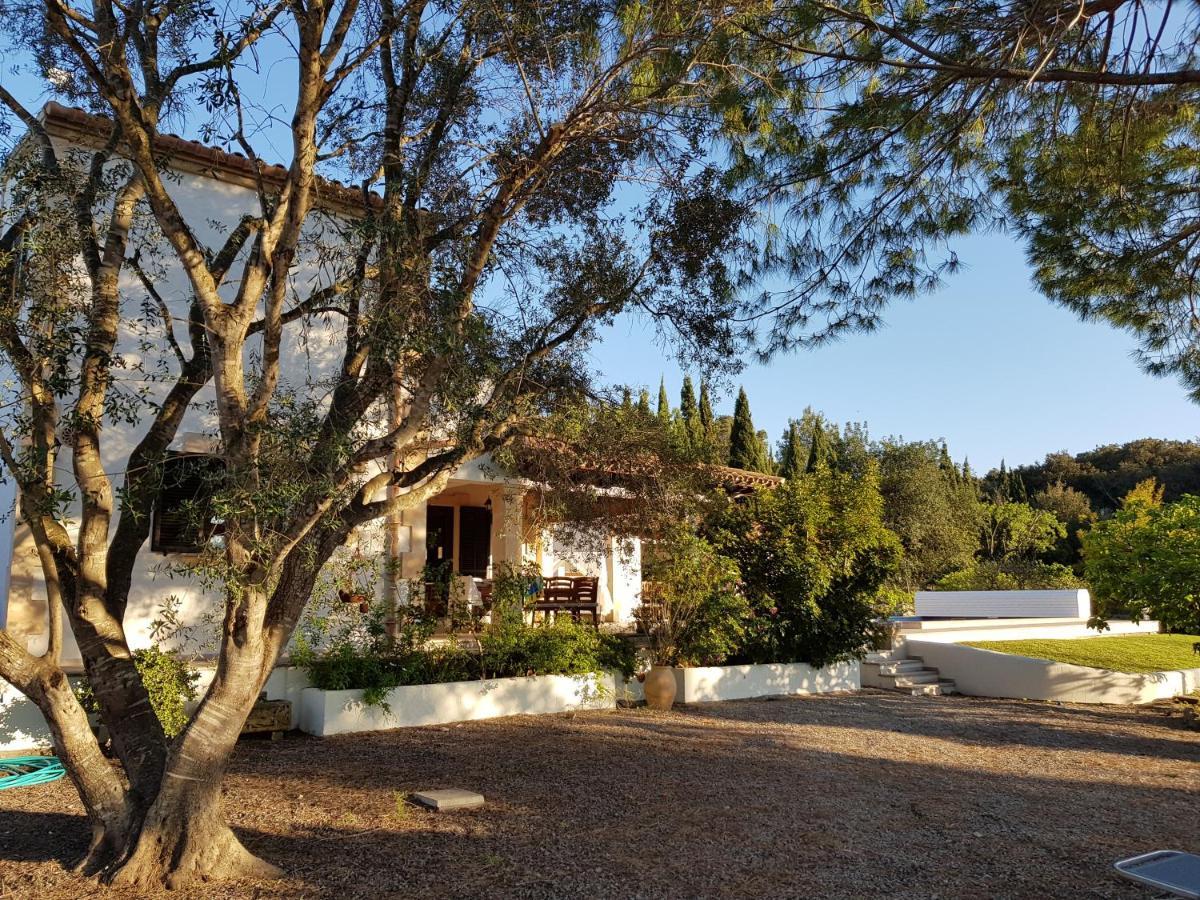 Milagro - 3 Bedroom Style With Pool Near Golf Course/beaches - Air Cond. *