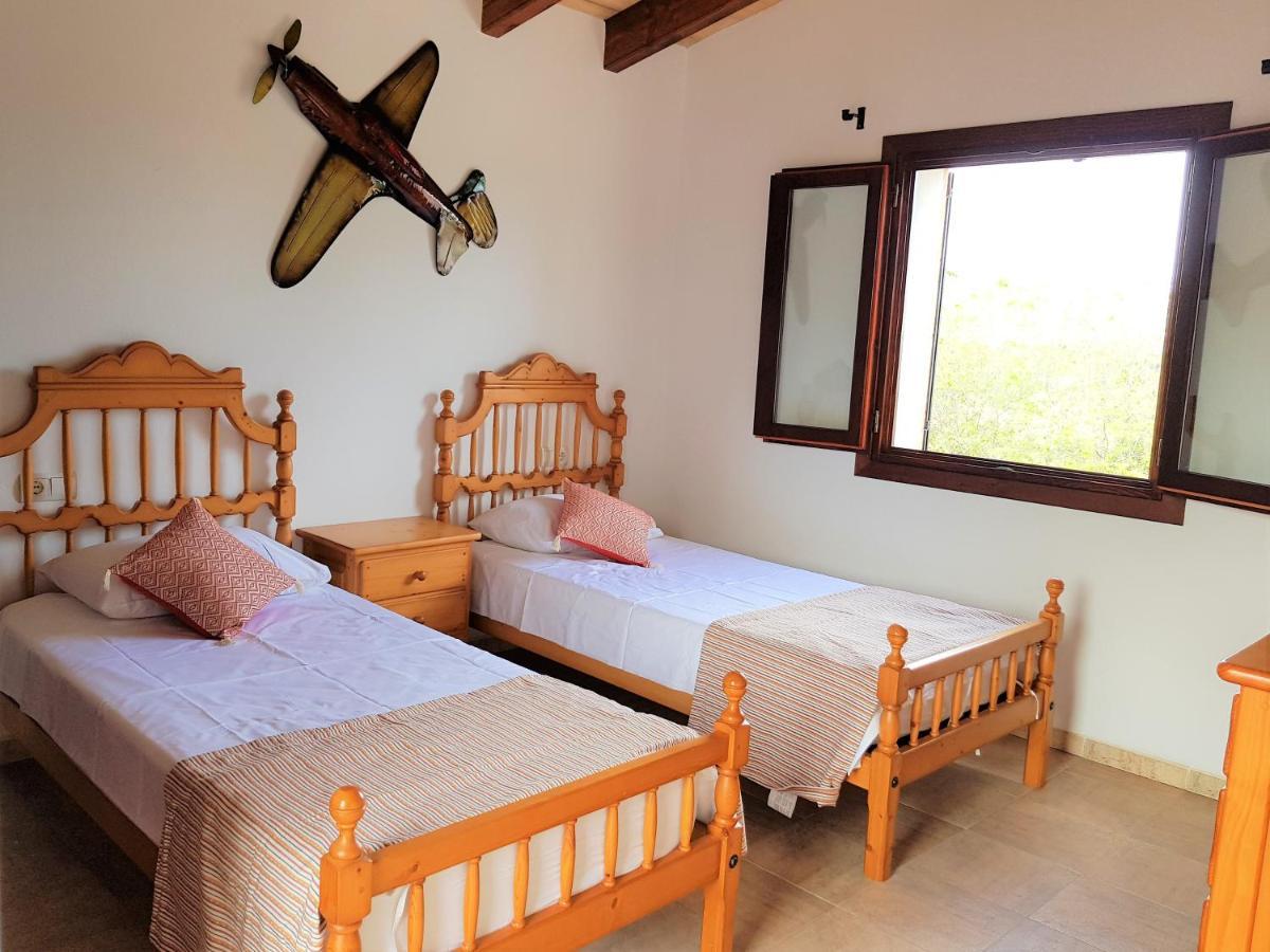 Villa Milagro - 3 Bedroom Style With Pool Near Golf Course/beaches - Air Cond. *